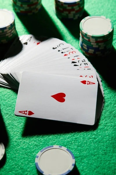 miotot No Commission Baccarat payout table displayed on live studio screen